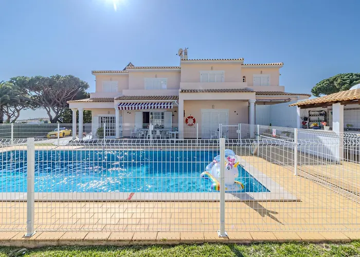 Holiday home Belavista - Moradia Familias